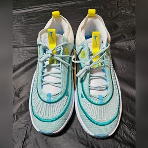 Nike Cosmic Unity 3 Jade Ice/White/Emrld/Jade